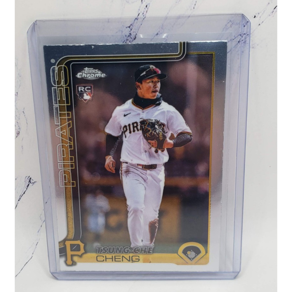 2025 Topps Chrome Baseball Tsung-Che Cheng Pittsburgh Pirates USC74 Rookie (RC)